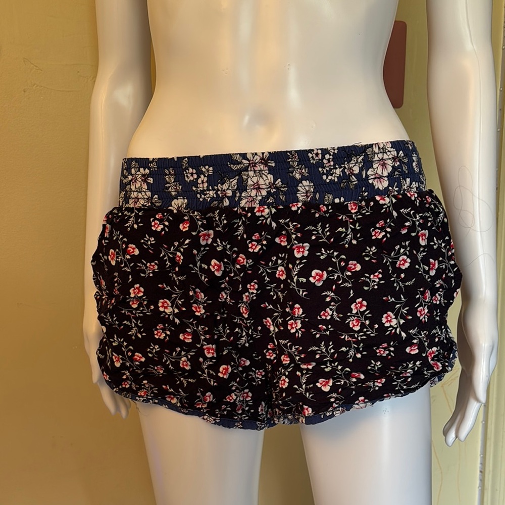 Rewash Floral Print Women's Shorts